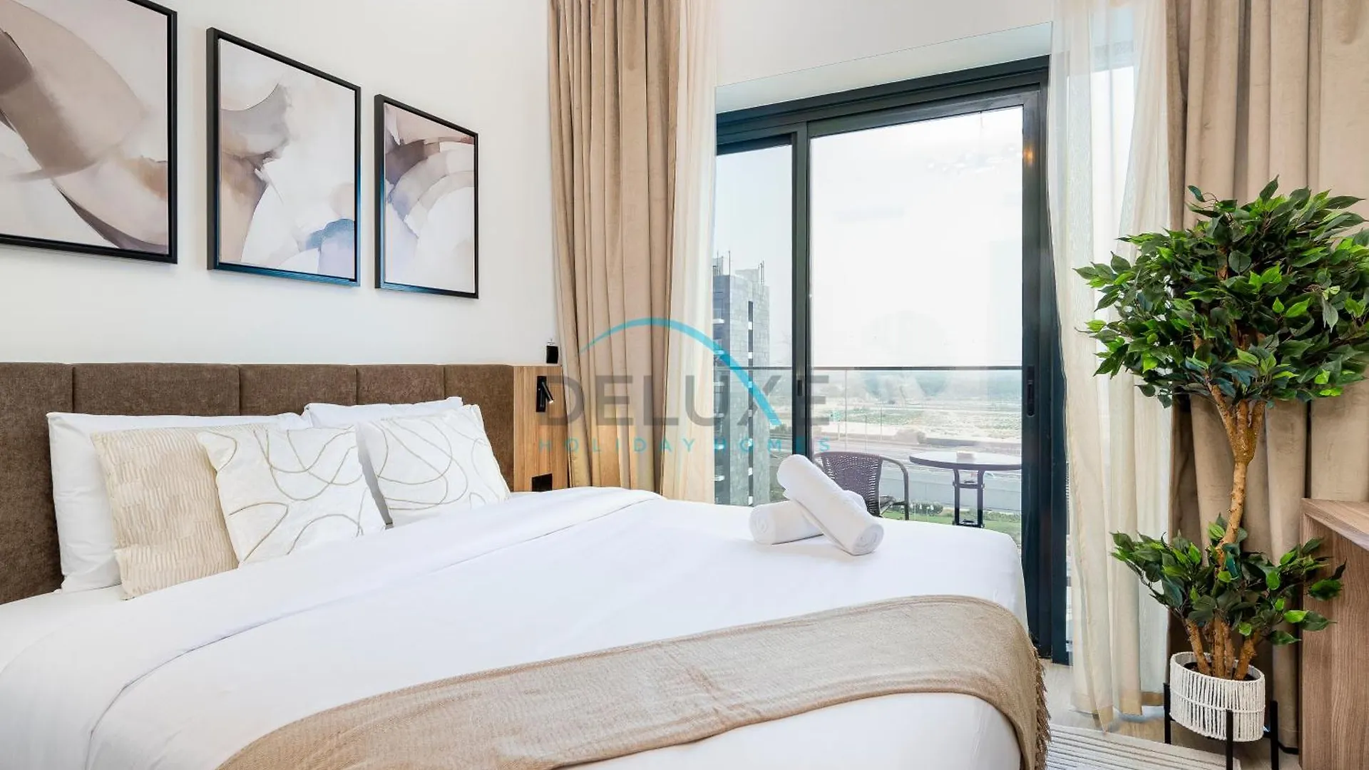 Cozy Studio In Azizi Riviera 44, Al Merkadh By Deluxe Holiday Homes contacts